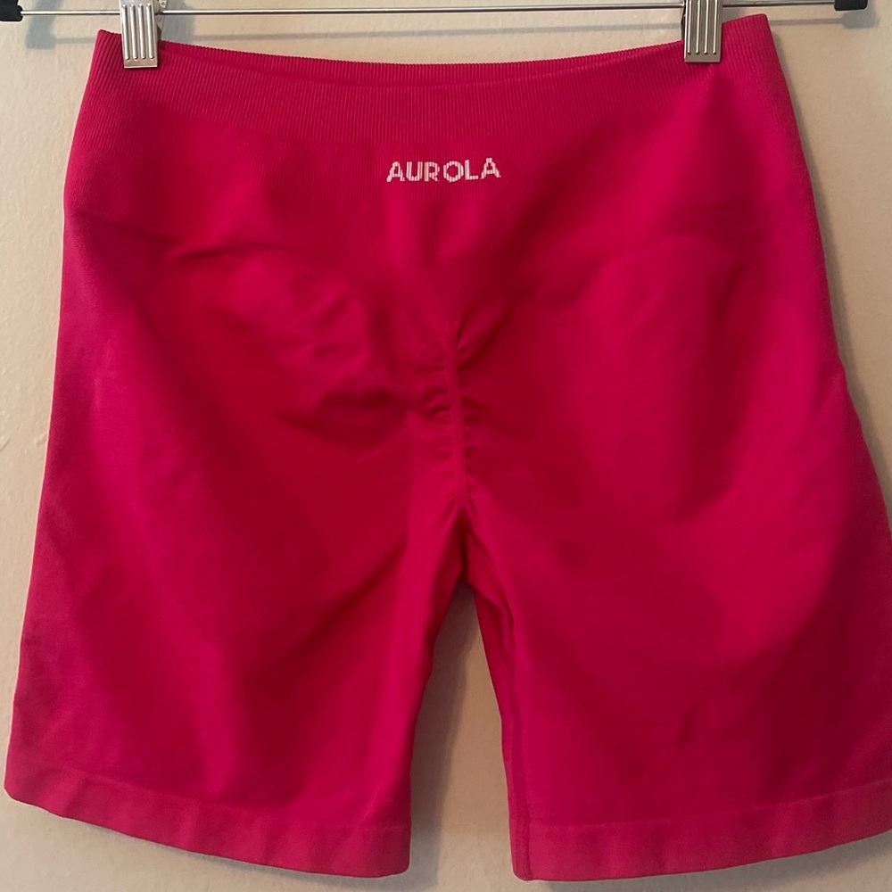 Aurola Scrunch shorts